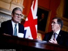 ‘Não podemos defender a Grã-Bretanha com um projeto de lei de bem-estar cada vez maior’: não as palavras do Daily Mail, mas as do ex-ministro do Trabalho, Starmer, encarregado de escrever sua revisão de defesa – e que agora perdeu toda a confiança no vacilante PM Keir Starmer e Lord Robertson retratados em 2024 em Downing Street