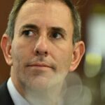 O tesoureiro Jim Chalmers irá a Washington para as reuniões de primavera do FMI e do Banco Mundial. Foto: Lukas Coch/AAP PHOTOS