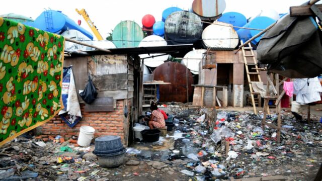 Ngeri! 32 Juta Orang Bisa Jatuh ke Jurang Kemiskinan Imbas Ngeri! 32 Juta Orang Bisa Jatuh ke Jurang Kemiskinan Imbas Perang AS-Israel x Irã