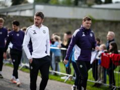 Nicky Butt acha que Michael Carrick não ‘causará’ a mesma ‘dor de cabeça’ que um ex-técnico do Man Utd Nicky Butt acha que Michael Carrick não 'causará' a mesma 'dor de cabeça' que um ex-técnico do Man Utd