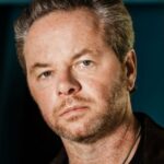 Noah Hawley, criador de 'Fargo' e 'Alien: Earth', diz que o YouTube é sua 'maior competição': 'Você está perdendo olhos para coisas que são gratuitas'