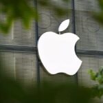 Novo vazamento do iPhone Fold revela tamanho em comparação ao iPhone 18 Pro