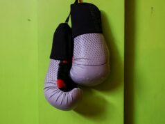 O Boxe Mundial permite que boxeadores russos e bielorrussos compitam como neutros O Boxe Mundial permite que boxeadores russos e bielorrussos compitam como neutros