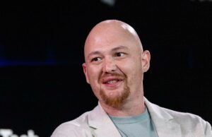 O CEO da Replit diz que é idiota estudar ciência da computação pensando que você pode ganhar um ‘barco’ no Google O CEO da Replit diz que é idiota estudar ciência da computação pensando que você pode ganhar um 'barco' no Google
