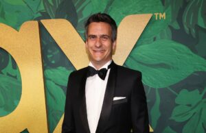 O CFO da Warner Bros. Discovery, Gunnar Wiedenfels, renova contrato até abril de 2028 David Zaslav