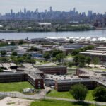 O Conselho de Nova York quer facilitar o voto dos presidiários de Rikers – mas as autoridades penitenciárias dizem que isso criará enormes problemas