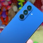 Samsung Galaxy Z Fold 7 no campo de golfe