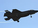 O Irã afirma que o segundo caça F-35 dos EUA foi abatido enquanto Trump se gaba de que atacará usinas de energia após ataque à ponte – atualizações ao vivo O Irã afirma que o segundo caça F-35 dos EUA foi abatido enquanto Trump se gaba de que atacará usinas de energia após ataque à ponte - atualizações ao vivo