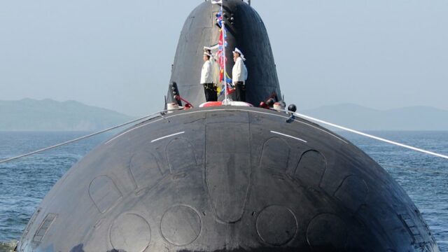 O secretário de Defesa da Grã-Bretanha, John Healey, faz uma declaração sobre as recentes atividades operacionais do Reino Unido envolvendo operações submarinas russas em cabos e oleodutos.