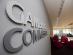 O Supremo Tribunal do Reino Unido encerra a disputa pela licença da Loteria Nacional com a vitória da Allwyn Sede da Comissão de Jogos assina dentro de prédio de escritórios após decisão de licença da Loteria Nacional do Tribunal Superior envolvendo Allwyn e Camelot UK