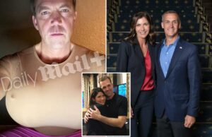 O amante de Kristi Noem, Corey Lewandowski, está ao lado dela depois que fotos do fetiche travestido do marido vazaram O amante de Kristi Noem, Corey Lewandowski, está ao lado dela depois que fotos do fetiche travestido do marido vazaram