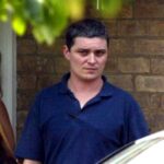 Huntley cumpria pena de prisão perpétua pelos assassinatos das estudantes Holly Wells e Jessica Chapman, de 10 anos, em Soham, Cambridgeshire, em 2002.