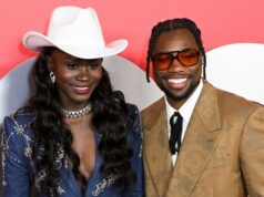 O atleta olímpico Noah Lyles recebeu reação negativa pela forma como reagiu ao vestido de noiva de sua esposa Junelle Bromfield. Ela acabou de responder O atleta olímpico Noah Lyles recebeu reação negativa pela forma como reagiu ao vestido de noiva de sua esposa Junelle Bromfield. Ela acabou de responder