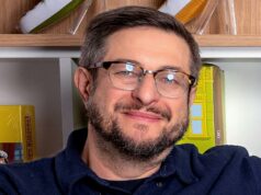 O ator de ‘Bob’s Burgers’, Eugene Mirman, saiu de um acidente de fogo e foi hospitalizado O ator de 'Bob's Burgers', Eugene Mirman, saiu de um acidente de fogo e foi hospitalizado