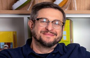 O ator de ‘Bob’s Burgers’, Eugene Mirman, saiu de um acidente de fogo e foi hospitalizado O ator de 'Bob's Burgers', Eugene Mirman, saiu de um acidente de fogo e foi hospitalizado