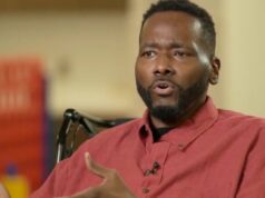 O ator de ‘The Blind Side’ Quinton Aaron acordou do coma de 4 dias para saber que sua esposa era casada com outro homem: ‘Meu maior erro’ | Vídeo Michael Cera e Aubrey Plaza comparecem ao