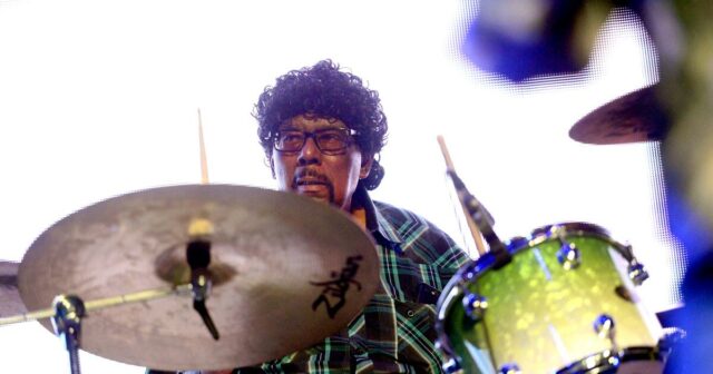 O baterista James Gadson, que tocou com Bill Withers e Marvin Gaye, morre aos 86 anos

