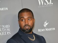 O chefe do Wireless Festival pede ao público que perdoe Kanye West enquanto ele defende a contratação de um rapper ‘anti-semita’ em meio a uma reação crescente O Wireless Festival foi alvo de críticas intensas por contratar Kanye West como atração principal
