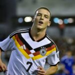 O clube agora está pressionando para vender rapidamente o alvo do Man Utd, exigindo mais de £ 35 milhões - Jornalista