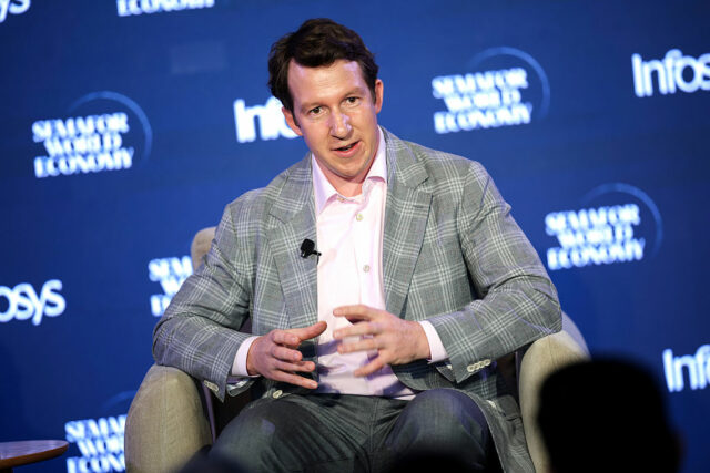 O cofundador da Anthropic confirma que a empresa informou a administração Trump sobre Mythos
