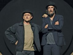 O desenhista de produção de ‘Esperando Godot’ sobre como uma viagem de metrô inspirou o cenário semelhante a um túnel O desenhista de produção de 'Esperando Godot' sobre como uma viagem de metrô inspirou o cenário semelhante a um túnel