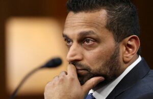 O diretor do FBI, Kash Patel, processa The Atlantic alegando reportagens falsas sobre bebida e ausências Yahoo news home