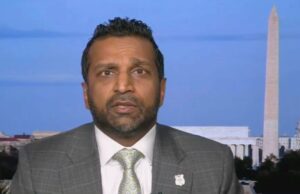 O diretor do FBI, Kash Patel, processa The Atlantic em US$ 250 milhões por causa de relatório que narra suposto consumo excessivo de álcool O diretor do FBI, Kash Patel, processa The Atlantic em US$ 250 milhões por causa de relatório que narra suposto consumo excessivo de álcool