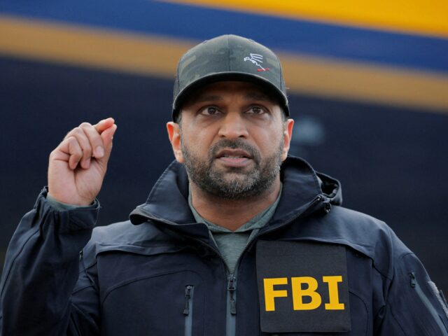 O diretor do FBI, Kash Patel, processa a Atlantic por reportagens 'falsas' sobre bebida
