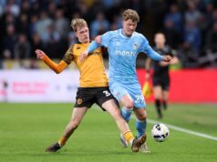 O emprestado do Man Utd é aplaudido de pé pelos fãs pelo último desempenho… 8 duelos vencidos, 8 recuperações O emprestado do Man Utd é aplaudido de pé pelos fãs pelo último desempenho... 8 duelos vencidos, 8 recuperações