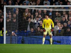 O estranho jogo de Senne Lammens contra o Chelsea resume perfeitamente sua carreira no Man Utd até agora O estranho jogo de Senne Lammens contra o Chelsea resume perfeitamente sua carreira no Man Utd até agora