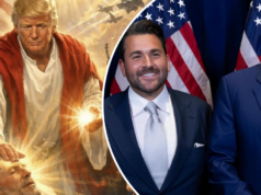 O ex-pesquisador australiano que postou pela primeira vez a imagem de Jesus AI de Trump Nick Adams com Donald Trump.