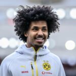 O extremo do Borussia Dortmund, Karim Adeyemi, reaparece na lista do Man Utd