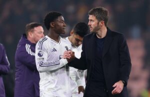 Todos os detalhes enquanto Kobbie Mainoo assina novo contrato com o Man Utd para completar a recuperação pós-Amorim O favorito dos fãs do Man Utd diz que está ‘sentindo’ uma grande mudança após ‘cada minuto’ sob o comando de Michael Carrick