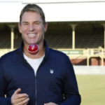 O filho de Shane Warne diz que as vacinas COVID causaram a morte da lenda