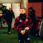 O garoto-prodígio esquecido do Man Utd retorna de lesão de cinco meses pelos sub-18 e envia mensagem a Michael Carrick - Opinião