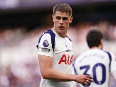 O histórico de lesões de Micky Van de Ven é explorado enquanto o Man Utd considera uma transferência de verão O histórico de lesões de Micky Van de Ven é explorado enquanto o Man Utd considera uma transferência de verão