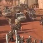 O líder militar do Mali, Goita, surge enquanto a Rússia declara que interrompeu o golpe