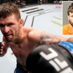 Tim Means comemora vitória por finalização no octógono do UFC.