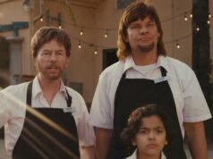 O novo filme deliciosamente rude de David Spade é um lembrete de que não há problema em rir de piadas sobre tudo e todos O novo filme deliciosamente rude de David Spade é um lembrete de que não há problema em rir de piadas sobre tudo e todos