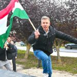 O novo líder da Hungria já idolatrava Orbán – agora ele é o homem que o derrubou