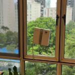 No TikTok no início deste ano, a influenciadora de Cingapura Cherie a demonstrou usando um prático ‘winbot’ da empresa ECOVACS – que ela usa para limpar suas janelas sem cansar os braços.