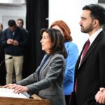 O pied-à-terre-tax pivot de Hochul mostra Mamdani IS puxando-a para a extrema esquerda