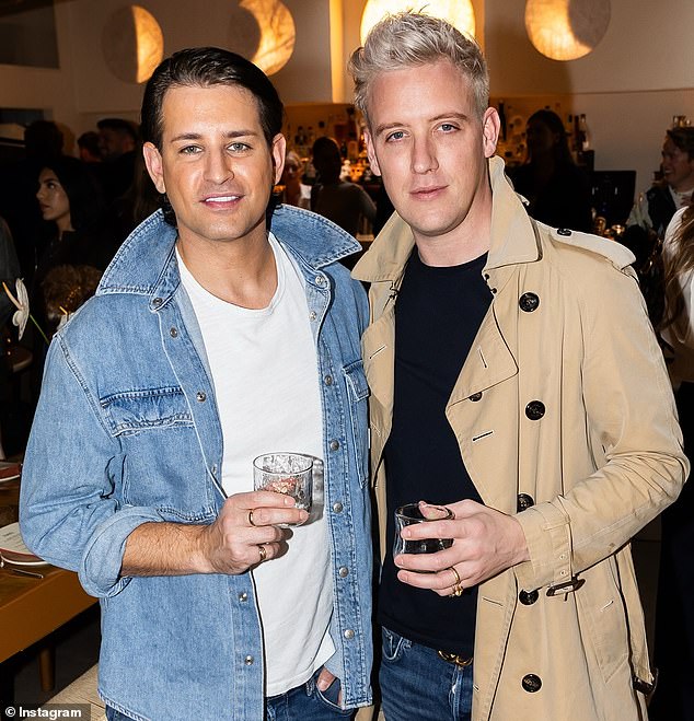 O plano MUITO ambicioso de Ollie Locke para reviver sua Ollie Locke, na foto à esquerda com Gareth, vem falando há meses sobre a abertura de uma nova boate no oeste de Londres