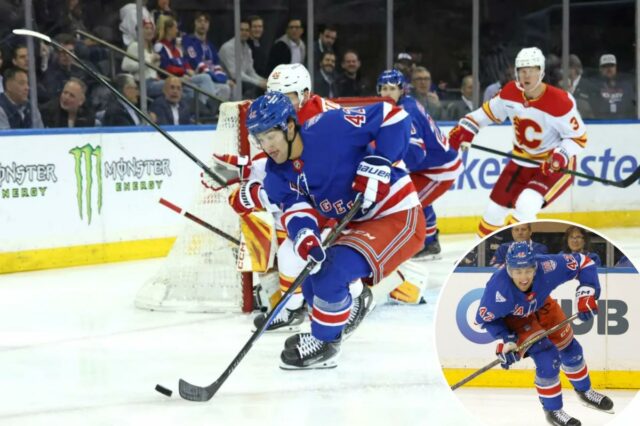 Noah Laba, nº 42 do New York Rangers, chuta a gol durante o primeiro período, quando o New York Rangers jogou contra o Washington Capitals no domingo, 12 de outubro de 2025.