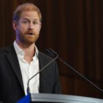 Tudo o que o príncipe Harry disse sobre a reconciliação com a família real - 'O perdão é 100 por cento uma possibilidade' - 891 culto religioso no dia de Natal, Sandringham, Norfolk, Reino Unido - 25 de dezembro de 2017