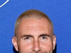 O que Adam Levine fez com seu rosto? Estrela do Maroon 5 gera rumores de cirurgia depois que os fãs notam grandes mudanças Adam Levine, 47, gerou rumores de cirurgia plástica no fim de semana quando chegou à 12ª Cerimônia do Prêmio Revelação em Santa Monica parecendo bastante tenso. (Foto em julho de 2022)