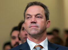 O que saber sobre o escândalo de ‘bimboficação’ do marido de Kristi Noem, Byron O marido de Kristi Noem, Bryon Noem, supostamente disse a Dominatrix que pensava em deixar a esposa por ela 1