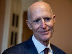O republicano Rick Scott parece mudar de ideia sobre ‘Woke’ Disney O republicano Rick Scott parece mudar de ideia sobre 'Woke' Disney