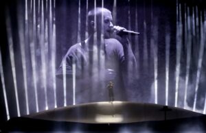 O set de Justin Bieber no Coachella estava profundamente online da melhor maneira Justin Bieber se apresenta no Coachella 2026.