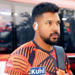 O técnico de boliche do SRH, Varun Aaron, elogia Praful Hinge, Sakib Hussain